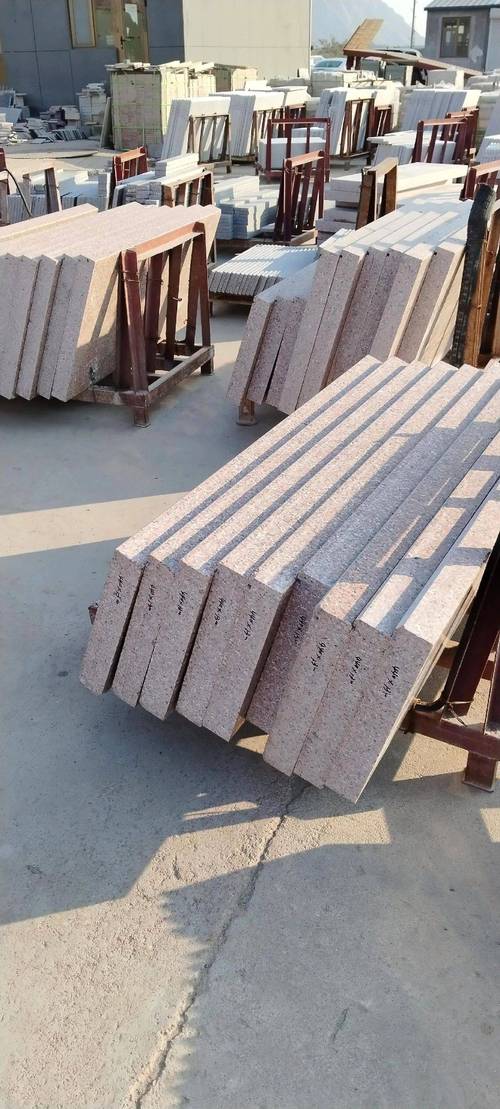 走进山东石岛红石材加工:300&times;600地铺石加工,楼梯踏步的魅力